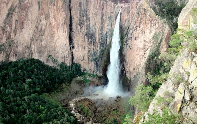 cascada de Basaseachi