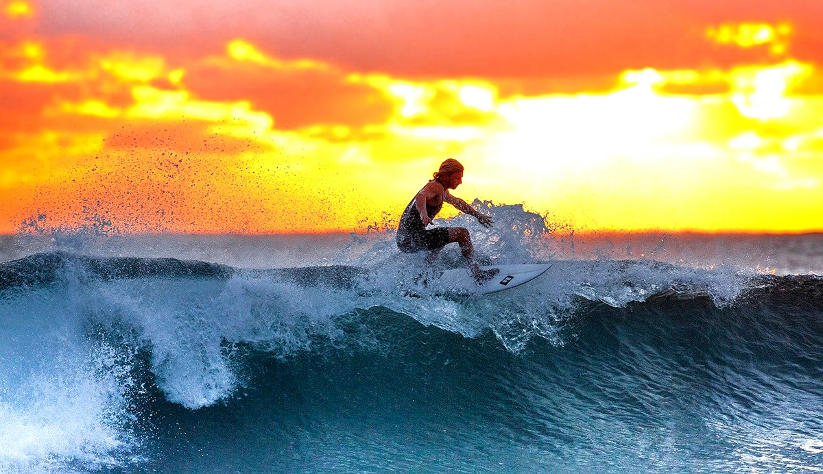 Practica el Surf en la mejor época para viajar a Costa Rica