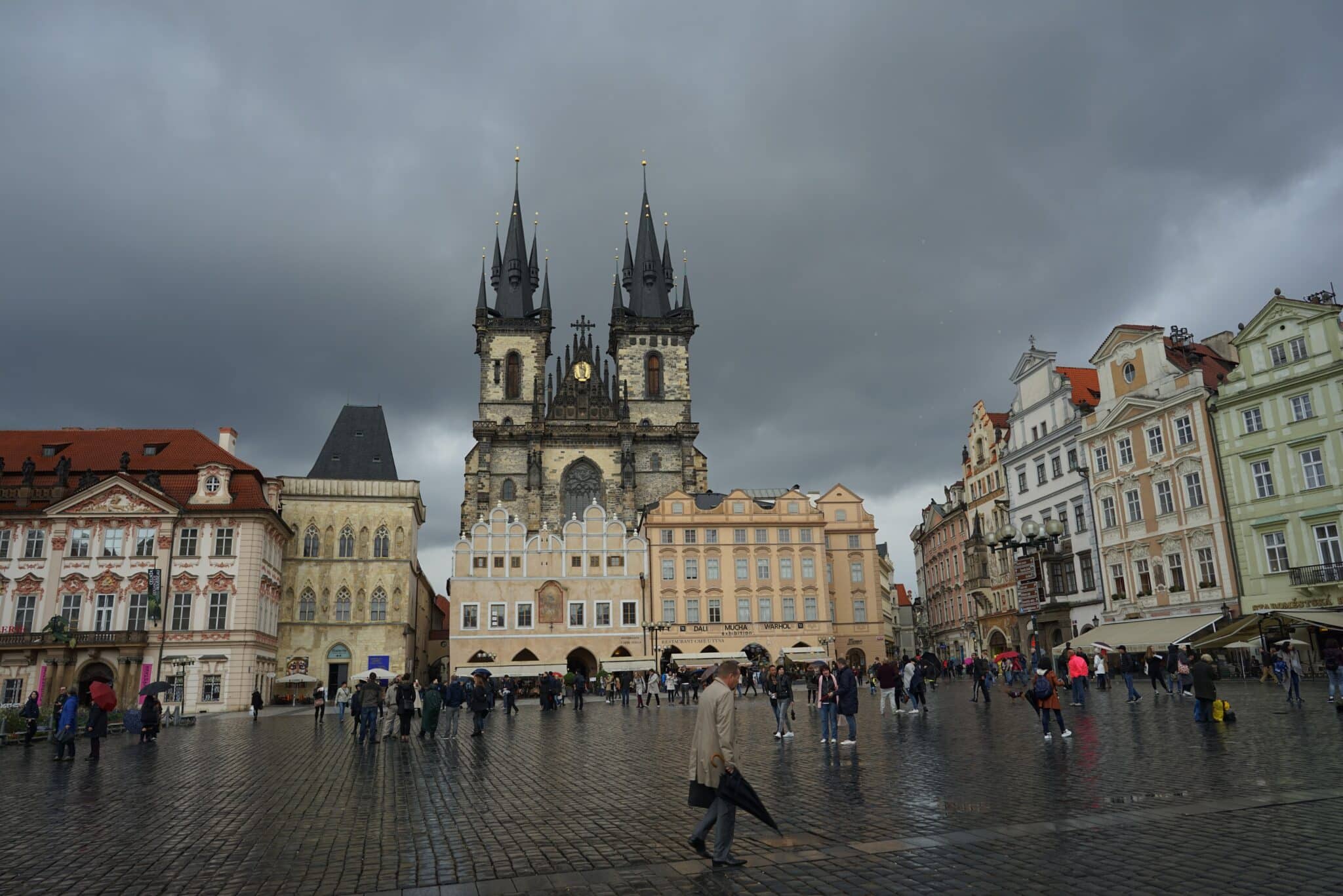 Lugares económicos de República Checa: Praga