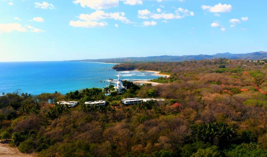 Playas para surfear en Costa Rica: Playa Guiones